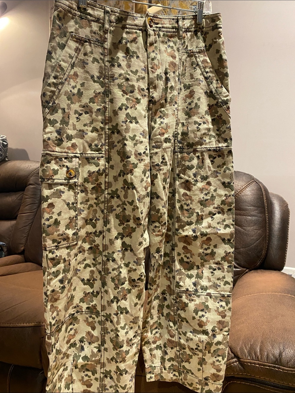 Anthropologie Women’s Camouflage Cargo Pants in Tan and Olive Small Barrel